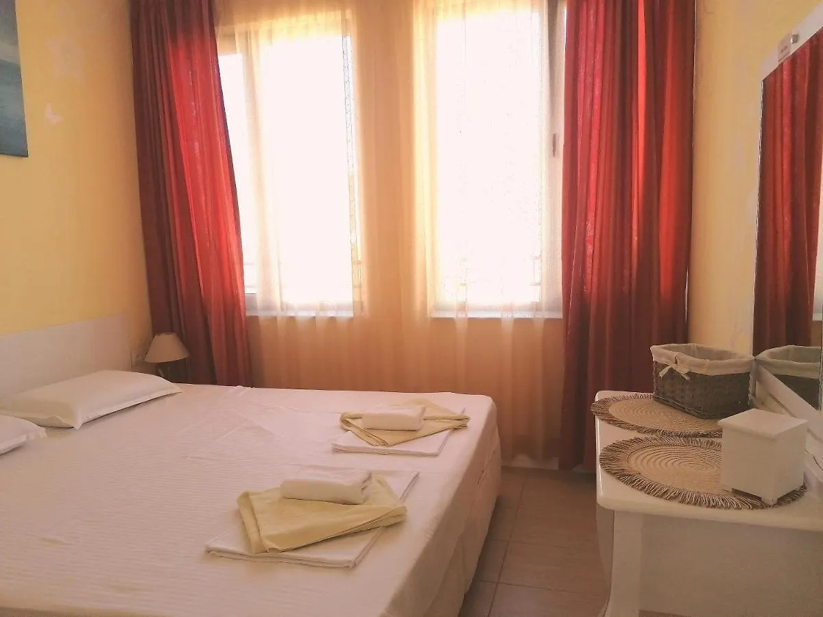 Апартамент Белия Делфин Greenlife Sozopol Apartment